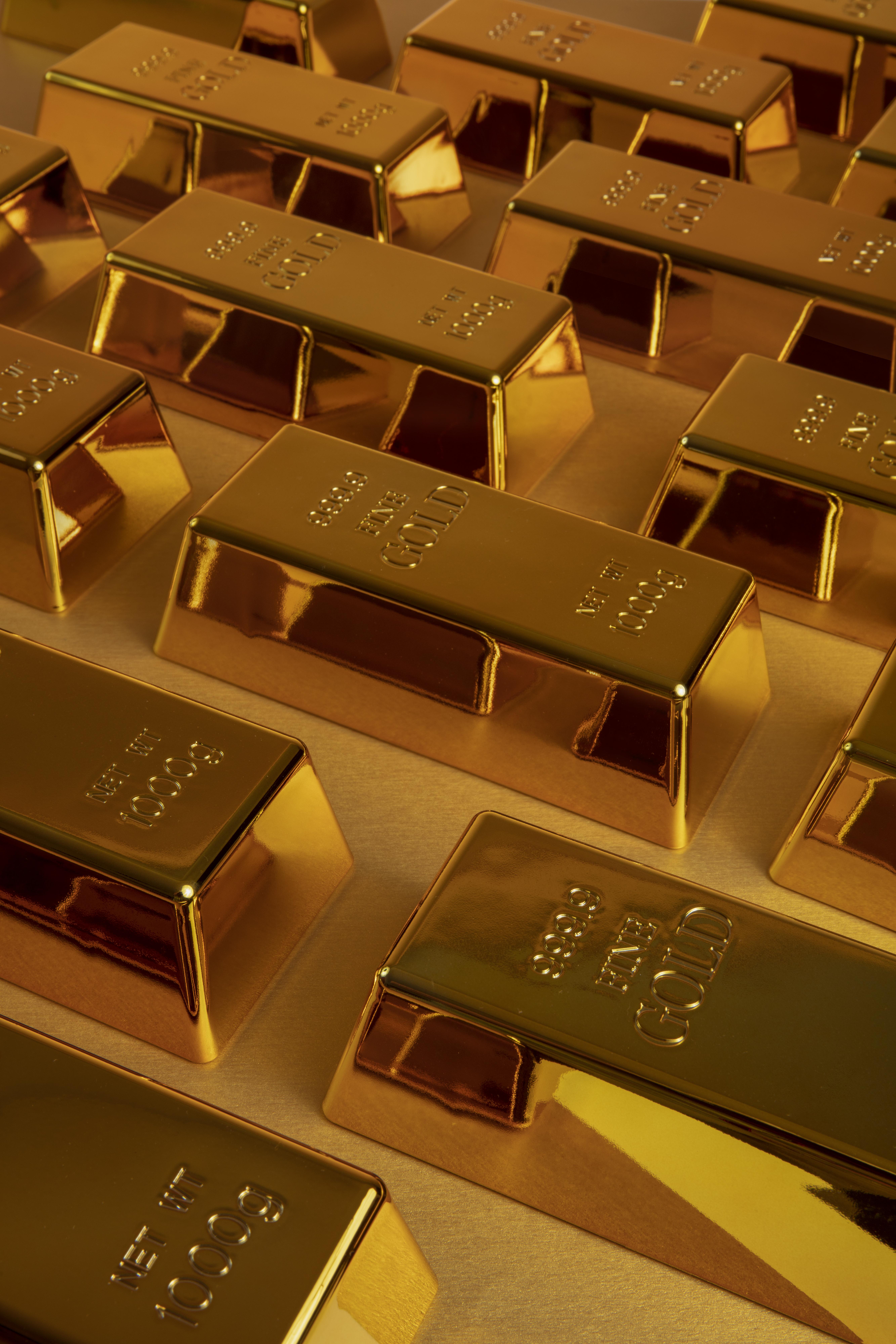 GOLD